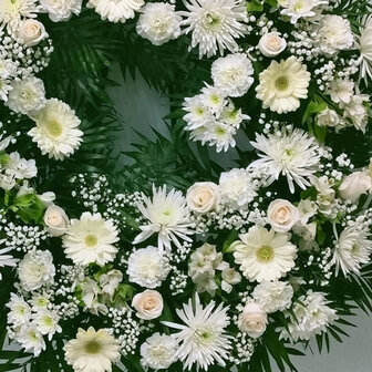 corona funeraria grande