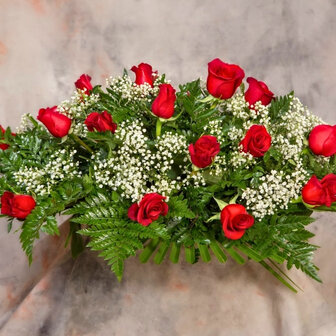 centro de rosas funerario