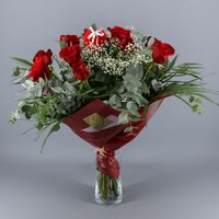 RAMO DE 12 ROSAS ROJAS 50CM (ROSA FREEDOM)